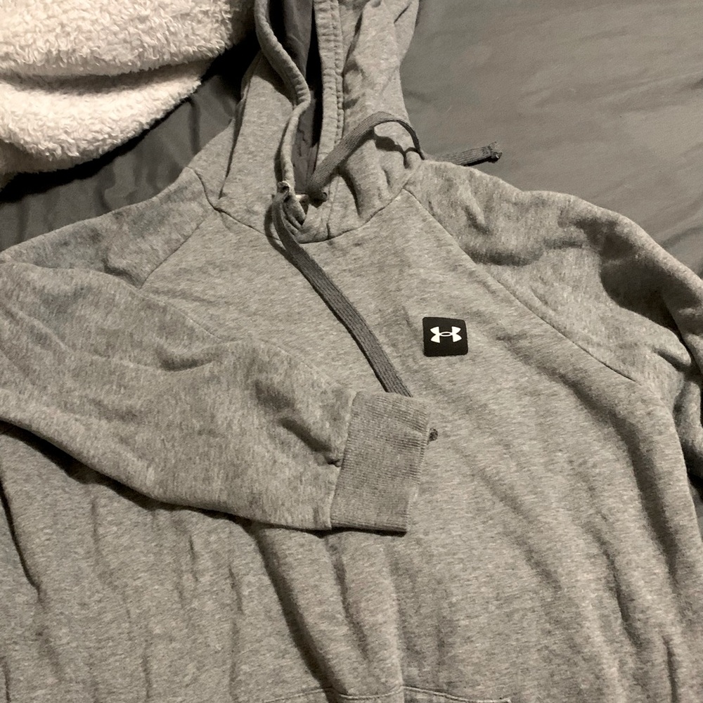Men’s gray under armor hoodie
